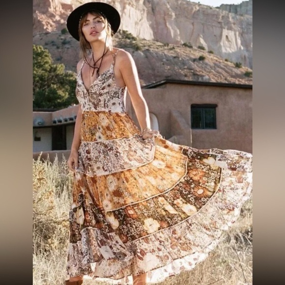Spell and the Gypsy Daisy Strappy Floral Tiered Boho Dress Trade/Sell